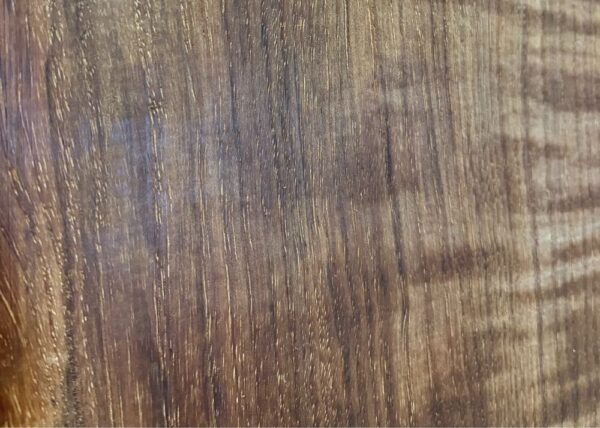 live-edge-pecan-wood-slab-grain-detail-pe-203-03.jpg Live Edge Pecan Slab PE 203-03