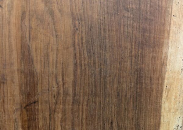 live-edge-pecan-wood-slab-grain-detail-pe-642-01.jpg Live Edge Pecan Slab PE 642-01